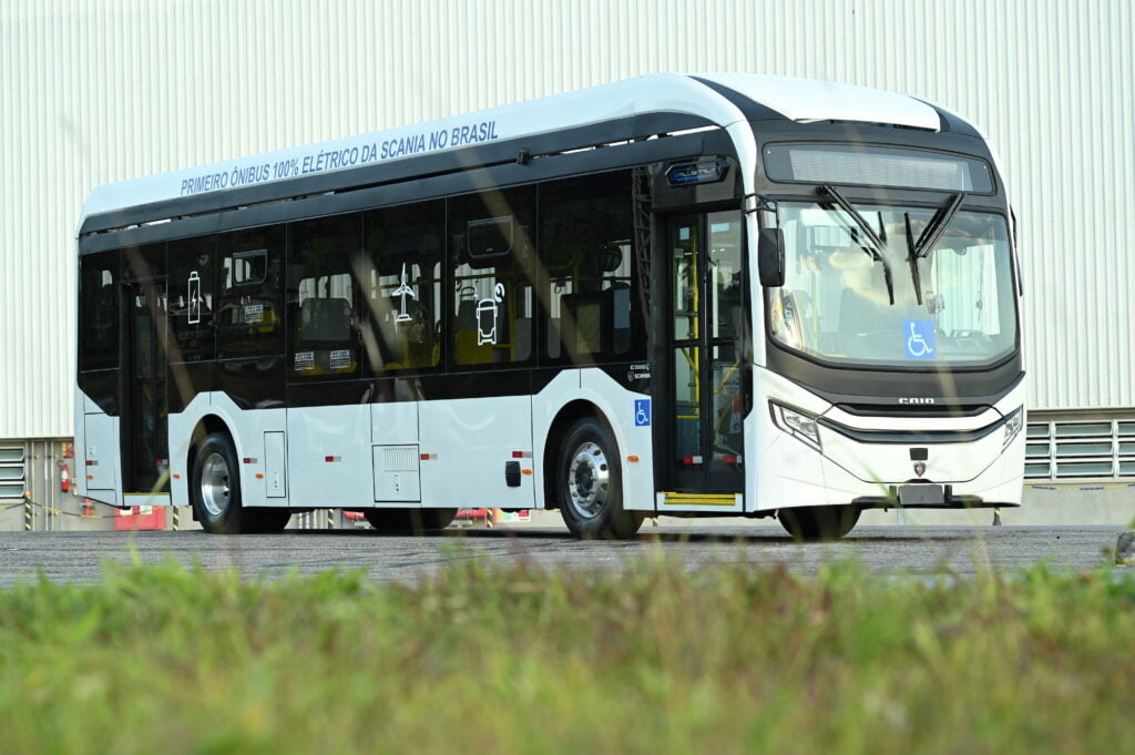Com ônibus elétrico encarroçado pela Caio, Scania realiza final nacional do Top Team 2025/2026 3 DSC 2387 AutoData
