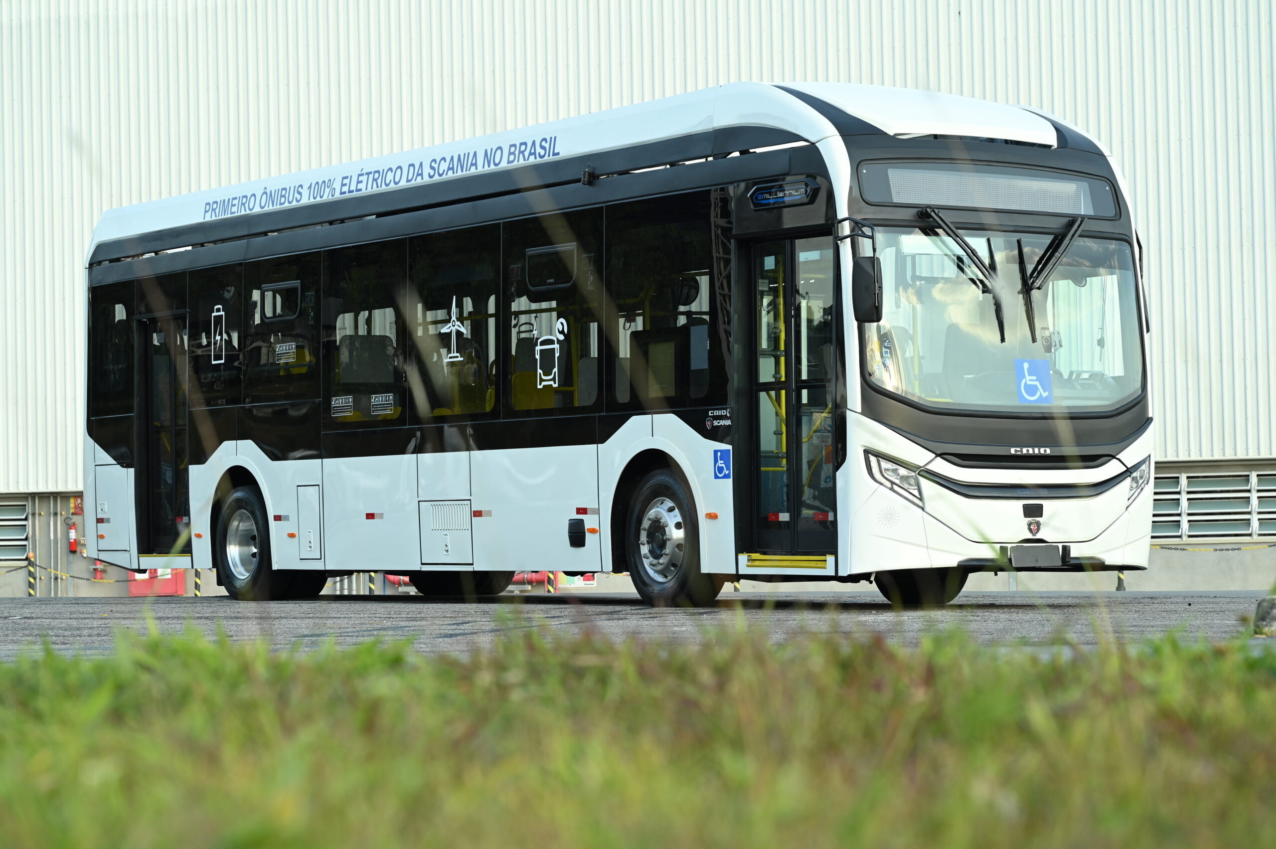 Com ônibus elétrico encarroçado pela Caio, Scania realiza final nacional do Top Team 2025/2026