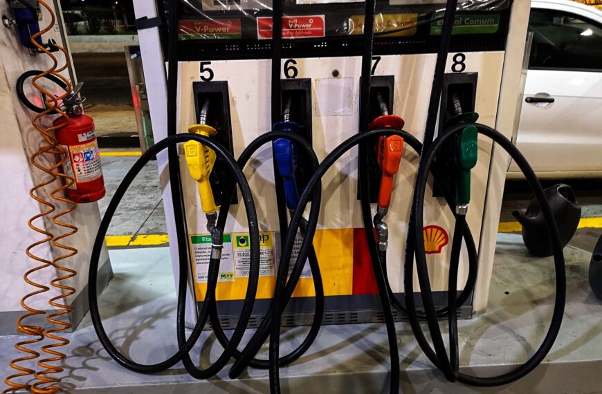 BR-101 registra maiores preços de combustíveis entre as principais rodovias brasileiras em maio