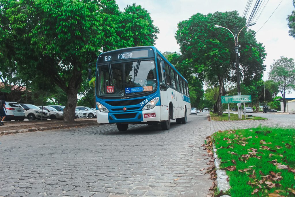 Maceió inicia operação de linha de ônibus que atenderá o Campus da UFAL