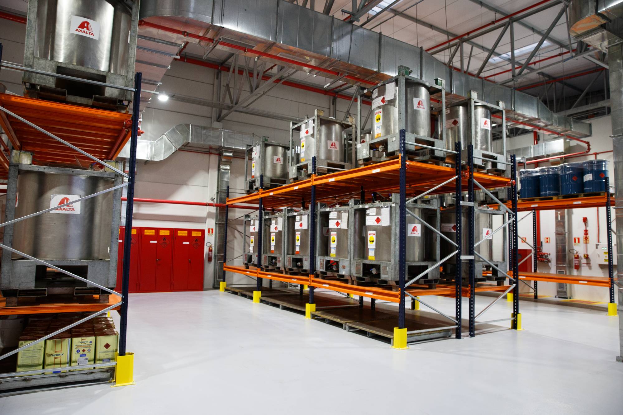 Marcopolo inaugura nova central de armazenamento e distribuição de produtos inflamáveis