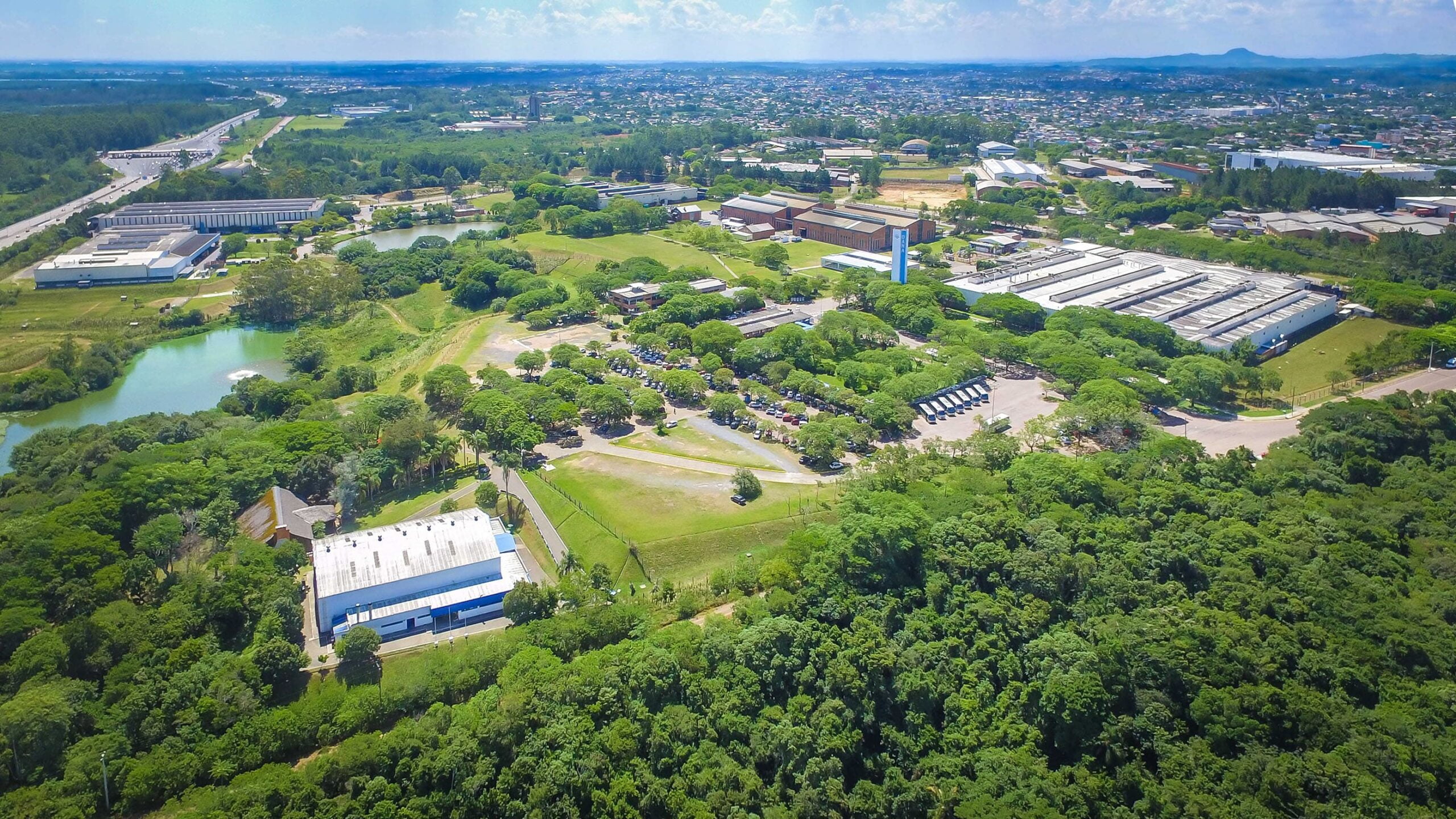 Dana celebra 77 Anos de contribuição à indústria automobilística brasileira