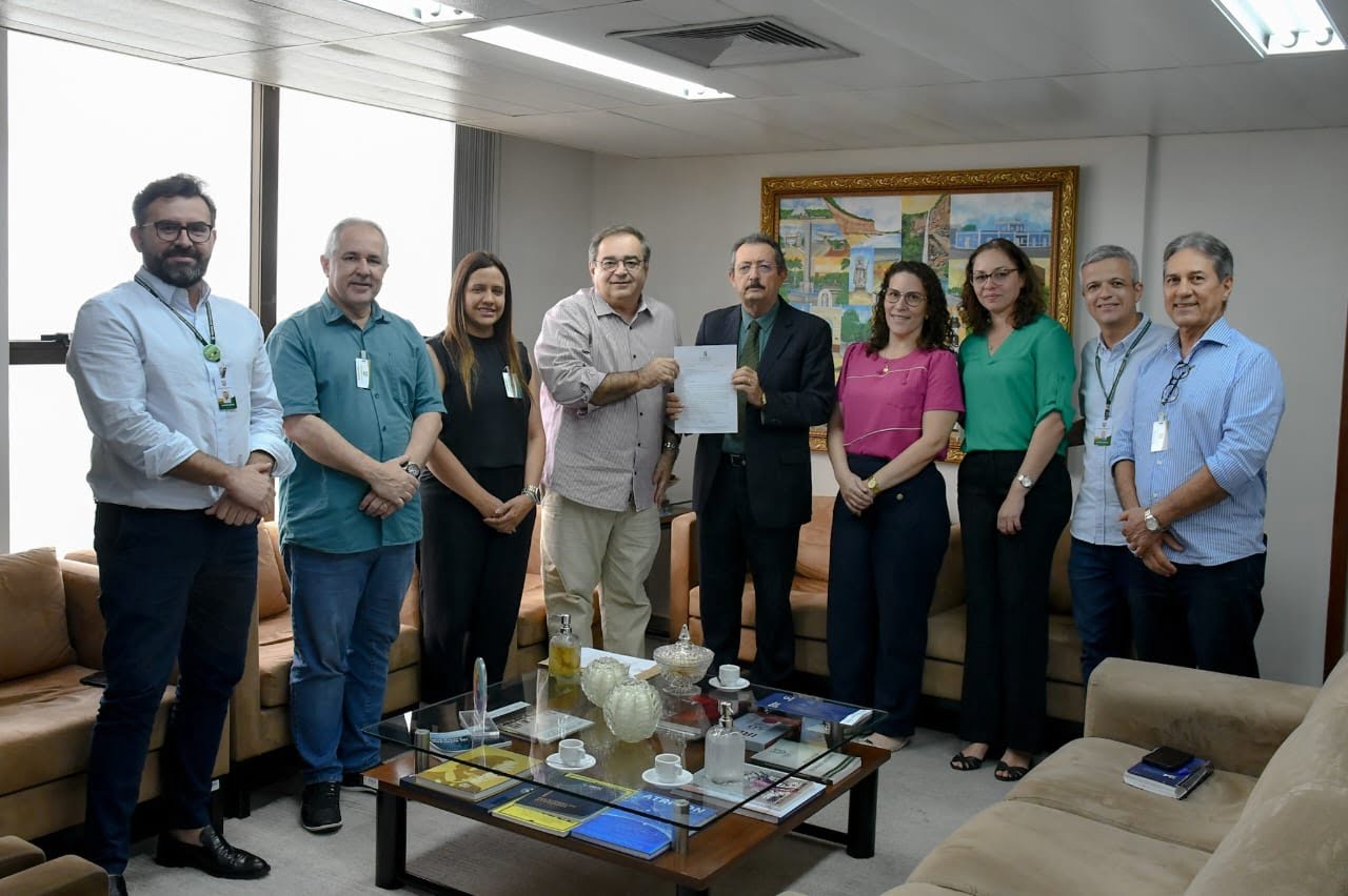 Licitação do transporte público de Natal avança com entrega de edital ao TCE-RN