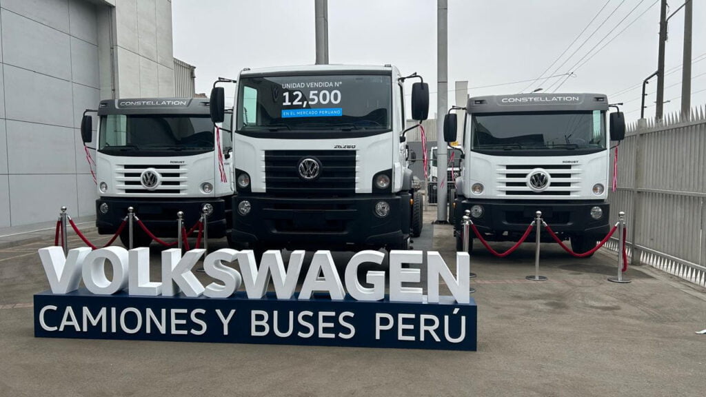 Volkswagen alcança marco de 12.500 caminhões e ônibus em circulação no Peru 2 unnamed VW 1