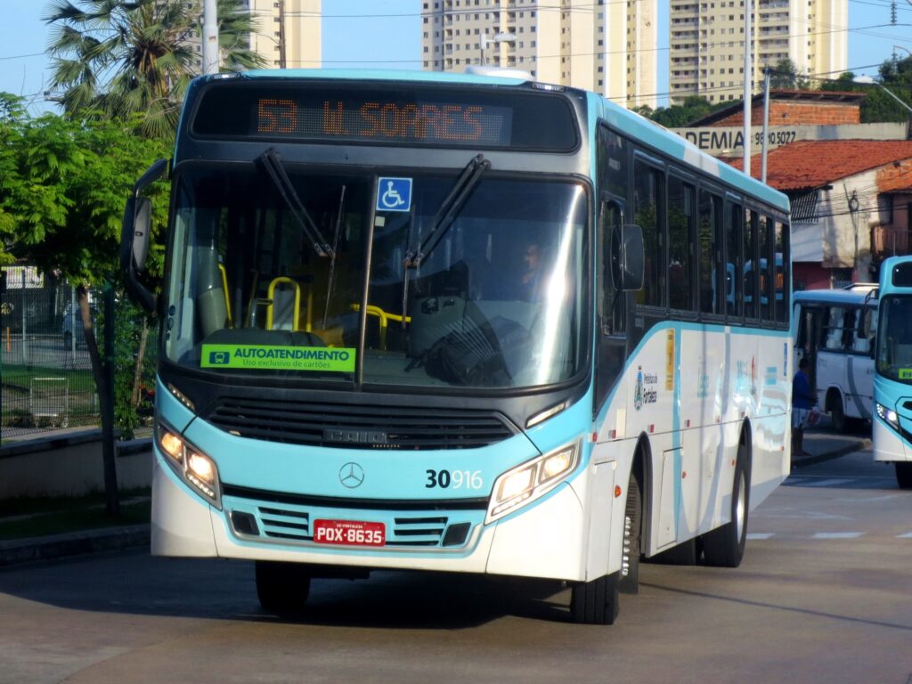 Ônibus invade quartel do Exército em Fortaleza durante tentativa de assalto 2 Via Urbana 30916 Kaio