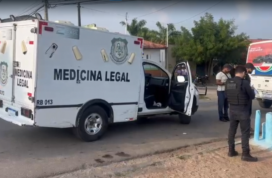 Motoristas de ônibus paralisam atividades em Natal após morte de colega durante assalto