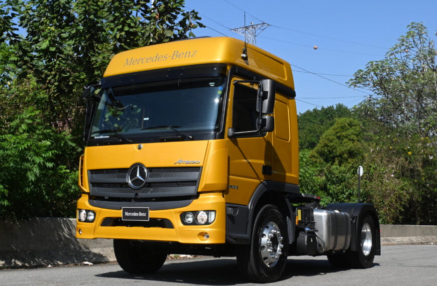 Mercedes-Benz amplia linha Atego com novos modelos on-road e off-road