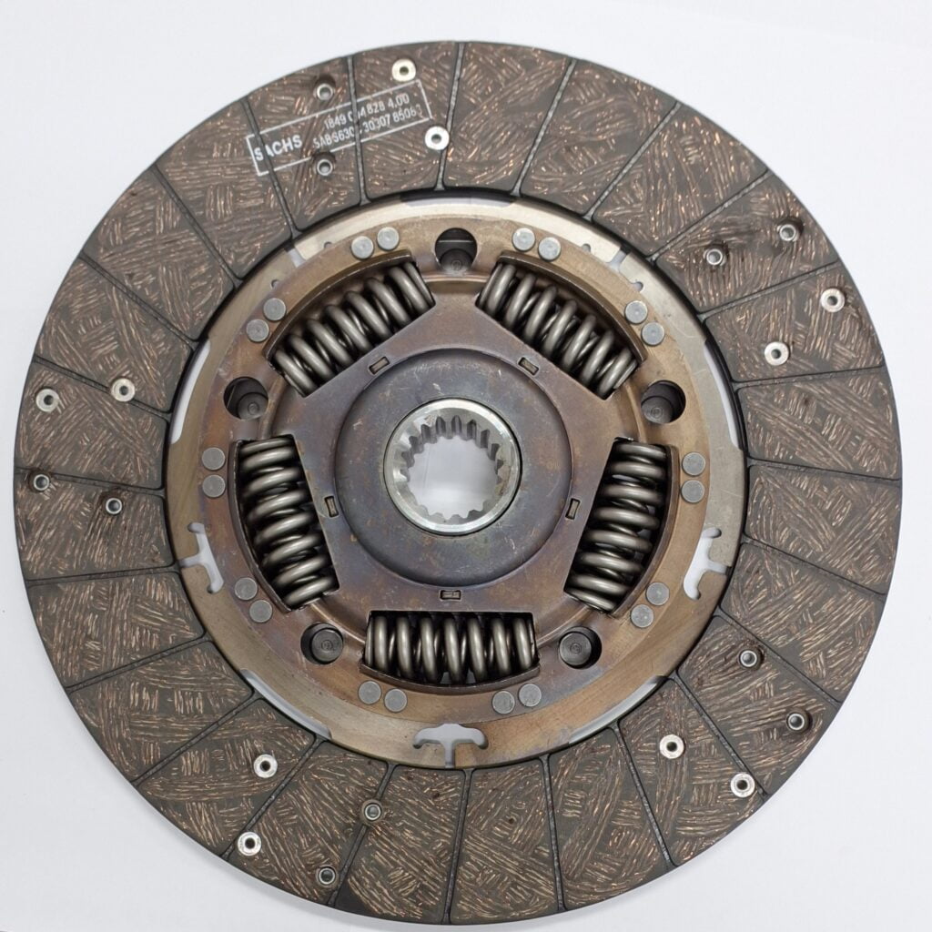 ZF Aftermarket lança novos jogos de reparo e disco de embreagem no mercado 9 20240808 150524 1 ZF