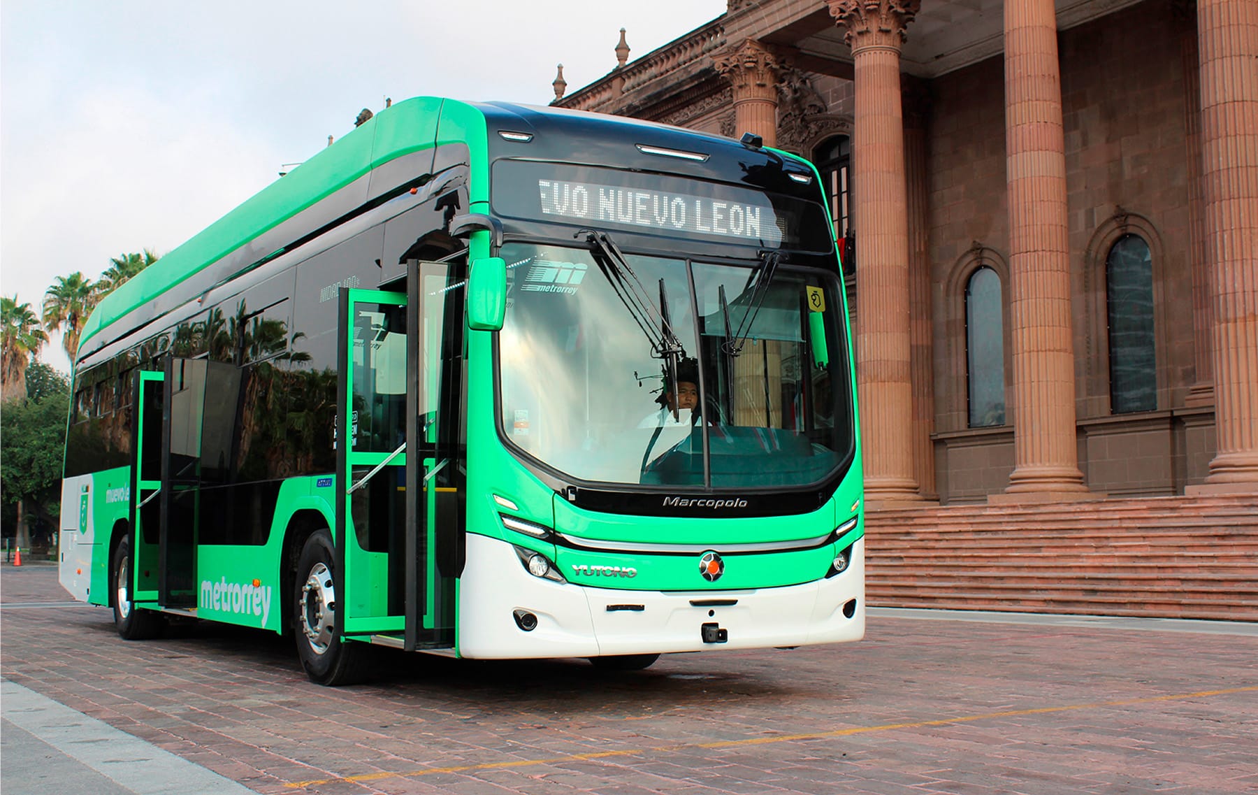 Marcopolo México entrega primeiro ônibus elétrico Attivi para Monterrey