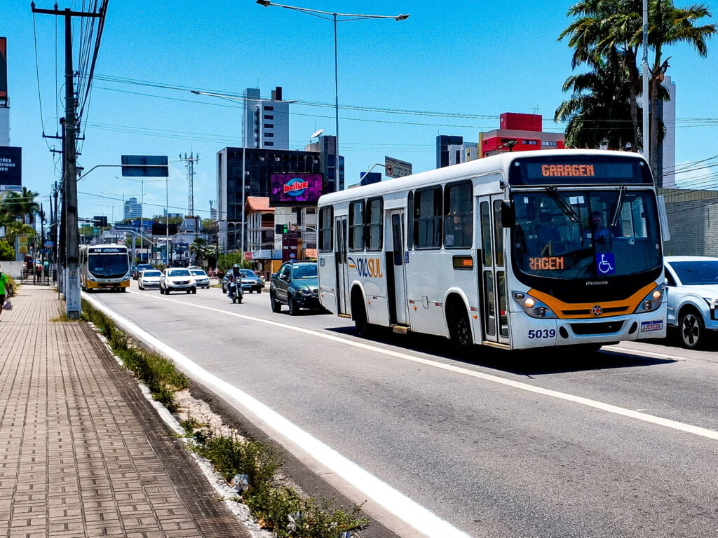 Tarifa zero no transporte público pode custar R$ 90 bilhões por ano no Brasil 10 Corredor Salgado Filho Andreivny