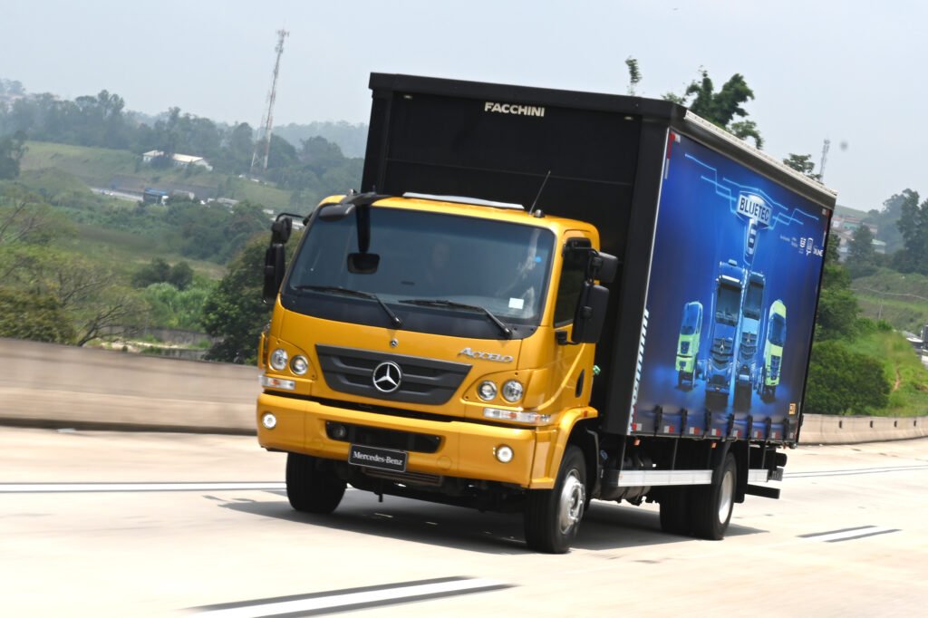 OnTime Logística expande frota com aquisição de caminhões Mercedes-Benz 2 Divulgacao MBB