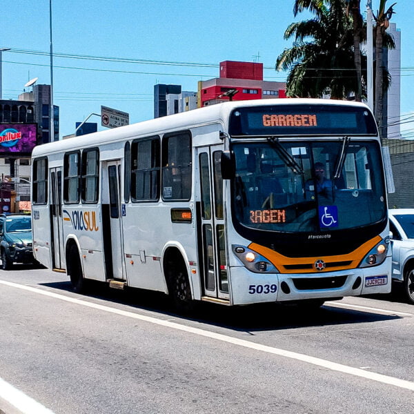 Comissão da Câmara de Natal aprova projetos sobre inclusão e pagamento no transporte público