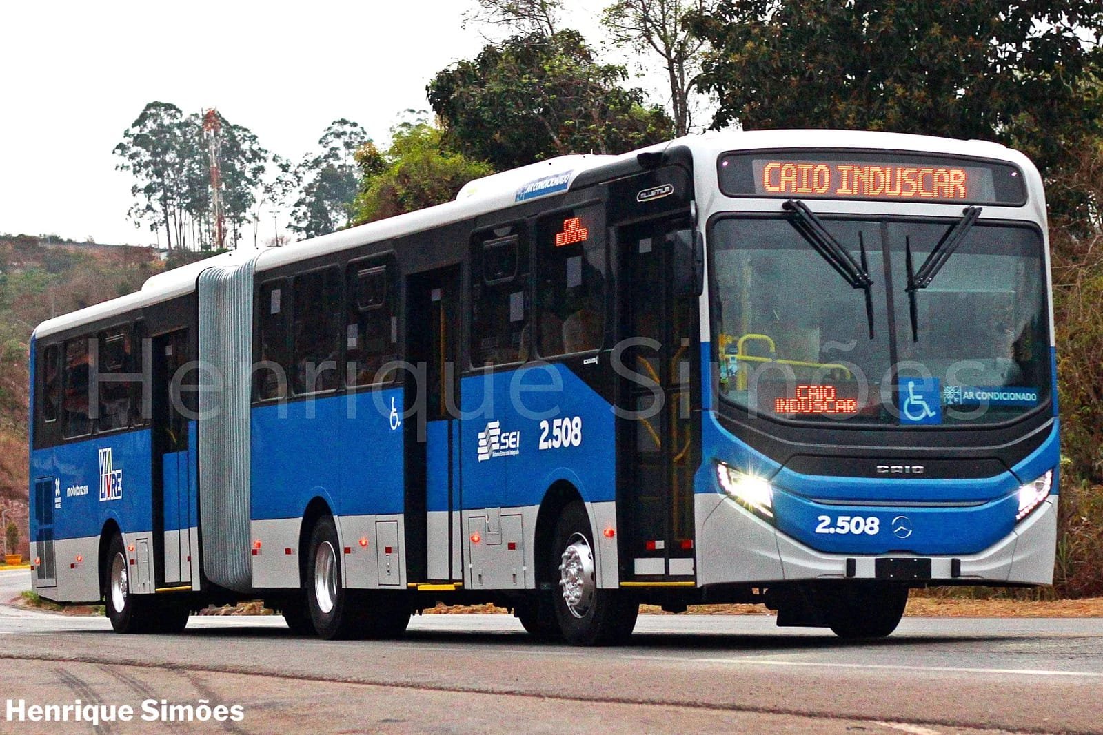 Mobibrasil moderniza frota com novos ônibus articulados no Grande Recife