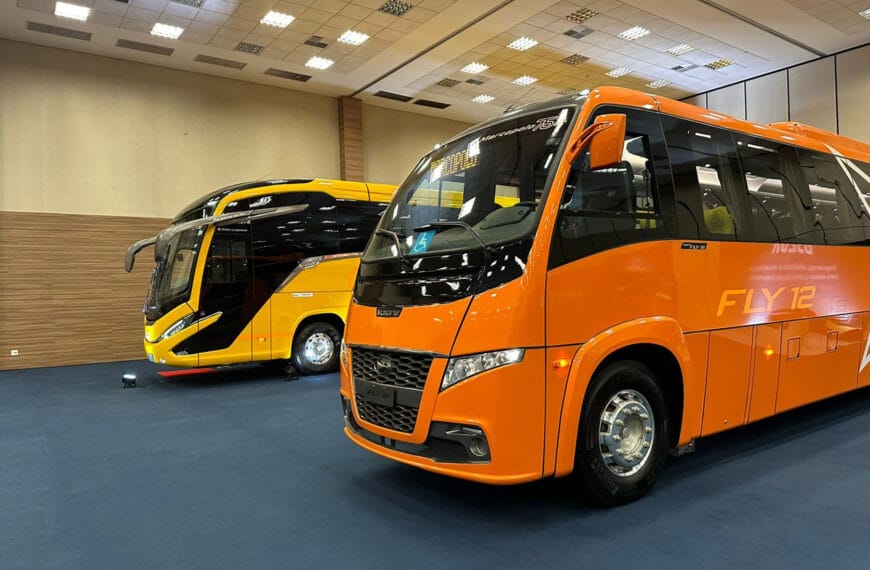 Marcopolo e Volare apresentam novos modelos de ônibus na Feira Fretamento 2024