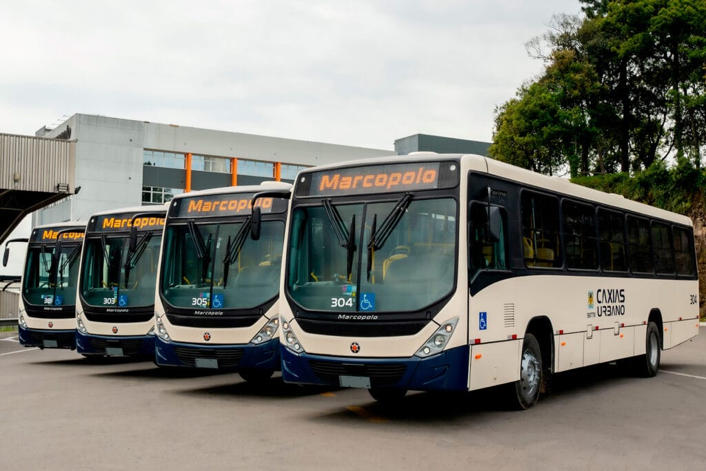 Produção de chassis de ônibus cresce 34,7% no Brasil até novembro 7 Caxias do Sul recebe 16 novos ônibus entregues pela Marcopolo