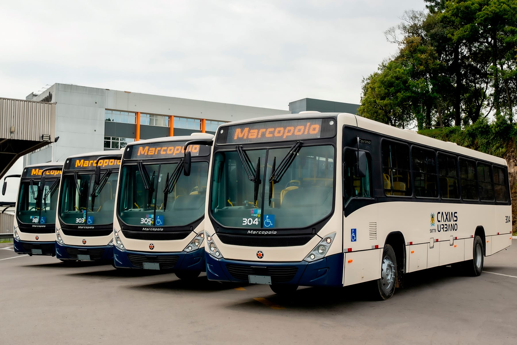 Caxias do Sul recebe 16 novos ônibus entregues pela Marcopolo