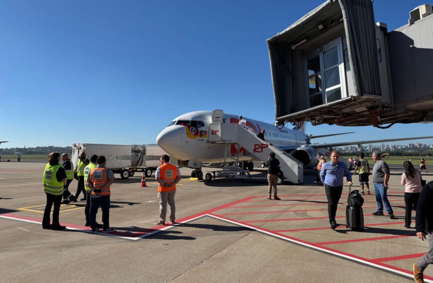 Aeroporto Salgado Filho retoma voos em Porto Alegre após período de interrupção