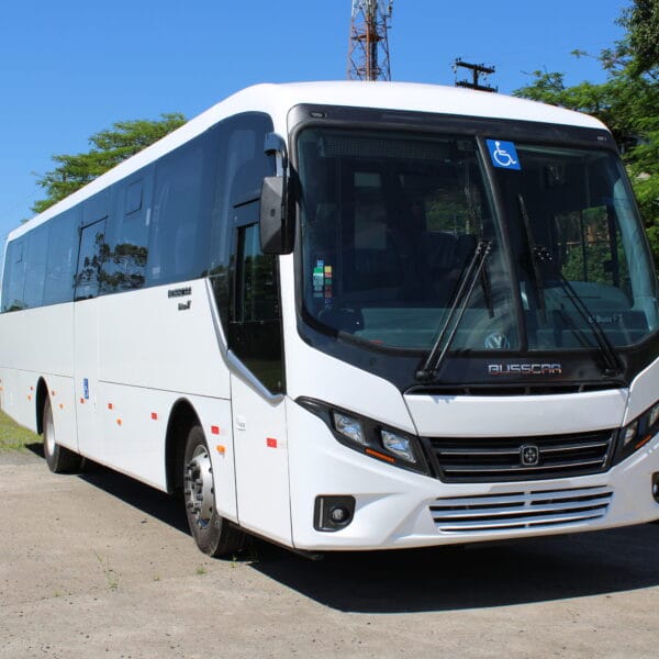 Taipastur recebe oito ônibus Busscar novos