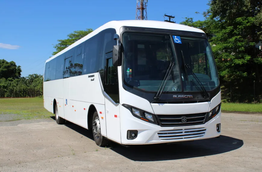 Taipastur recebe oito ônibus Busscar novos