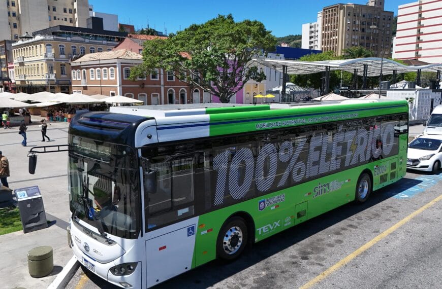 Florianópolis recebe primeiro ônibus elétrico em projeto piloto de mobilidade urbana