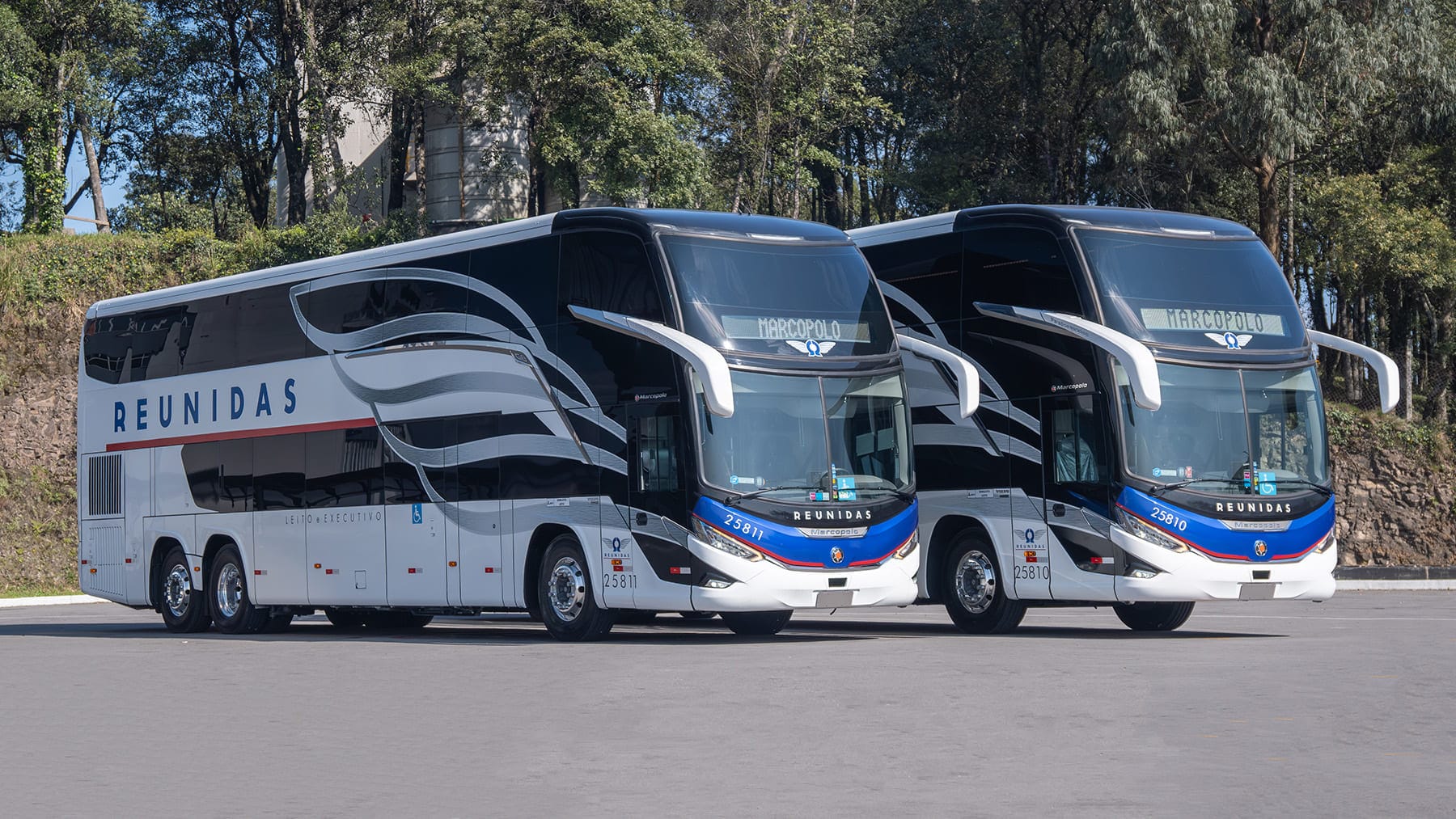 Marcopolo entrega seis ônibus novos para Reunidas Transportes