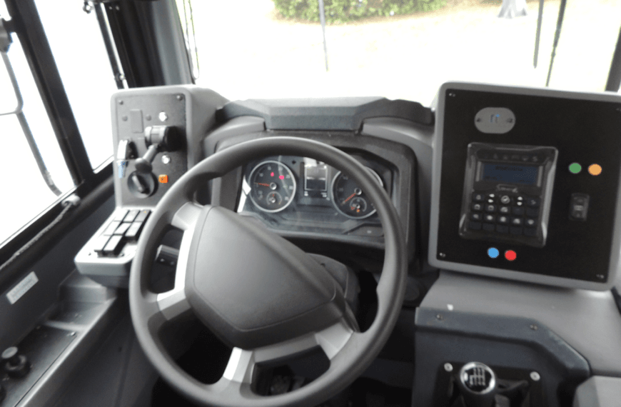 Caio entrega dez ônibus novos para renovação de frota em Guarulhos (SP)