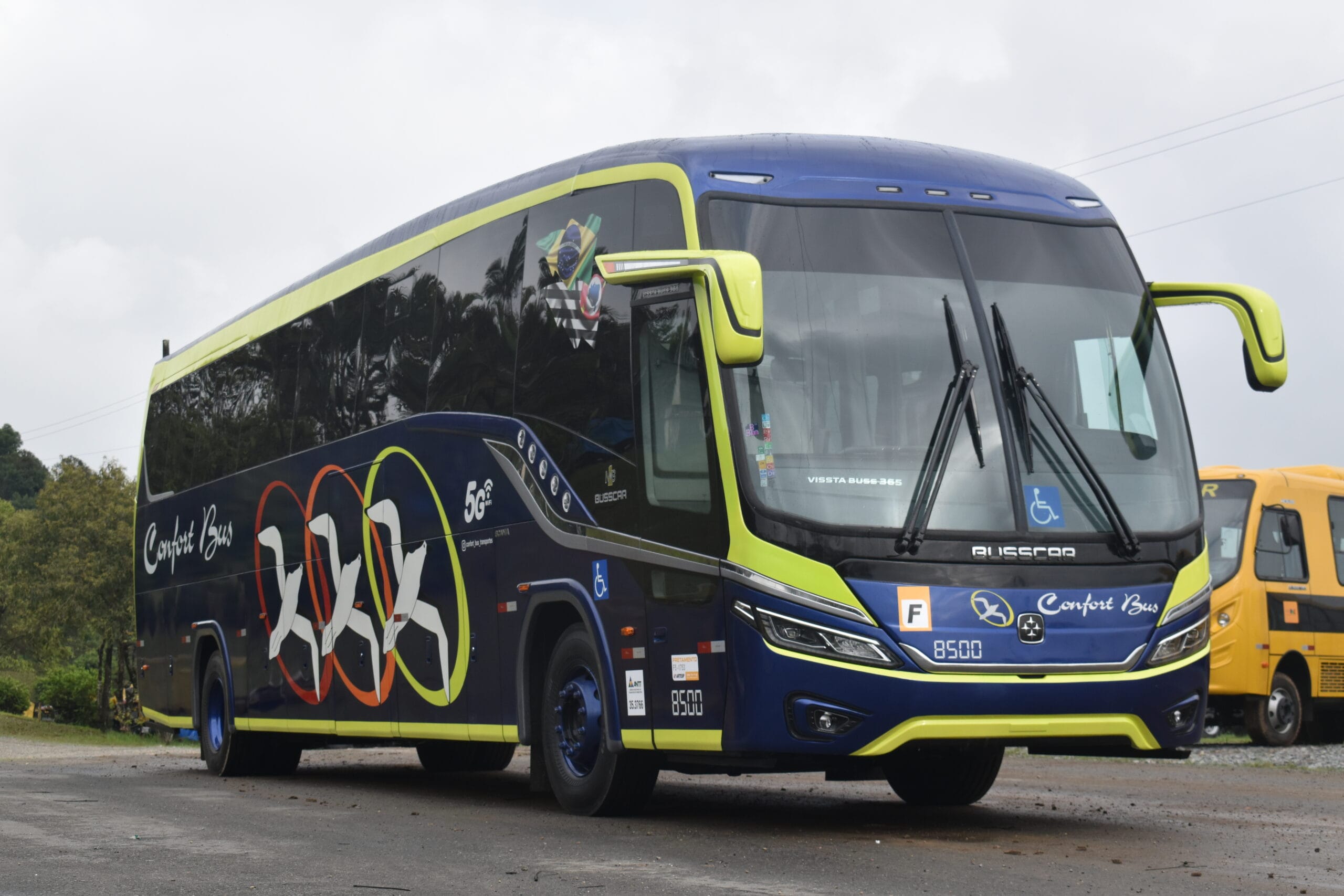 Confort Bus Transportes adquire dois ônibus Vissta Buss 365 da Busscar