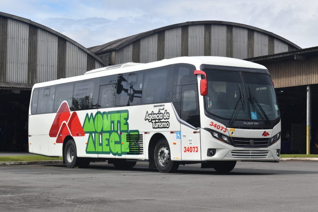 Busscar entrega 10 ônibus El Buss FT à Agência de Turismo Monte Alegre 9 Busscar entrega 10 ônibus El Buss FT à Agência de Turismo Monte Alegre