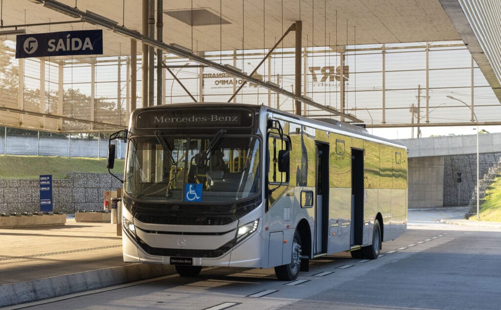 Mercedes-Benz lidera vendas de ônibus em 2024 2 Mercedes-Benz anuncia venda de 480 ônibus novos para empresas da Região Metropolitana de Belo Horizonte