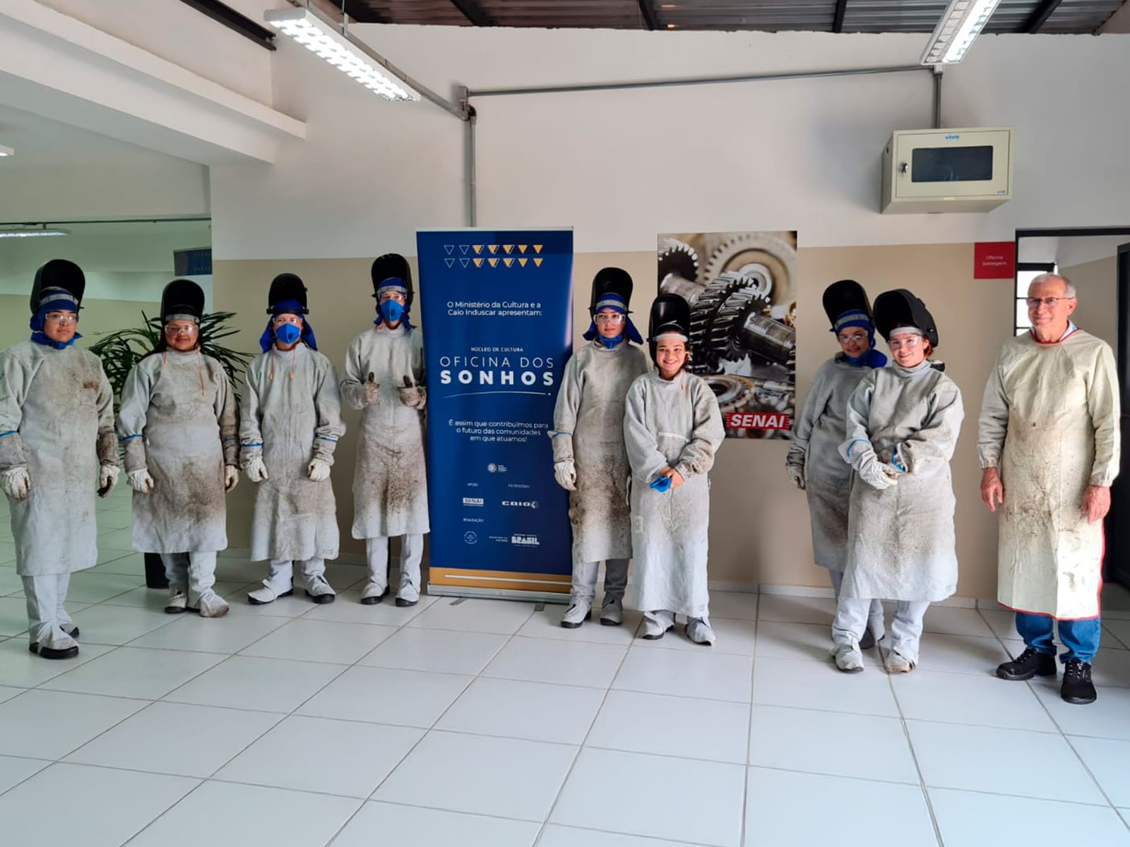 Caio patrocina núcleos culturais de capacitação em solda e elétrica em duas cidades de SP