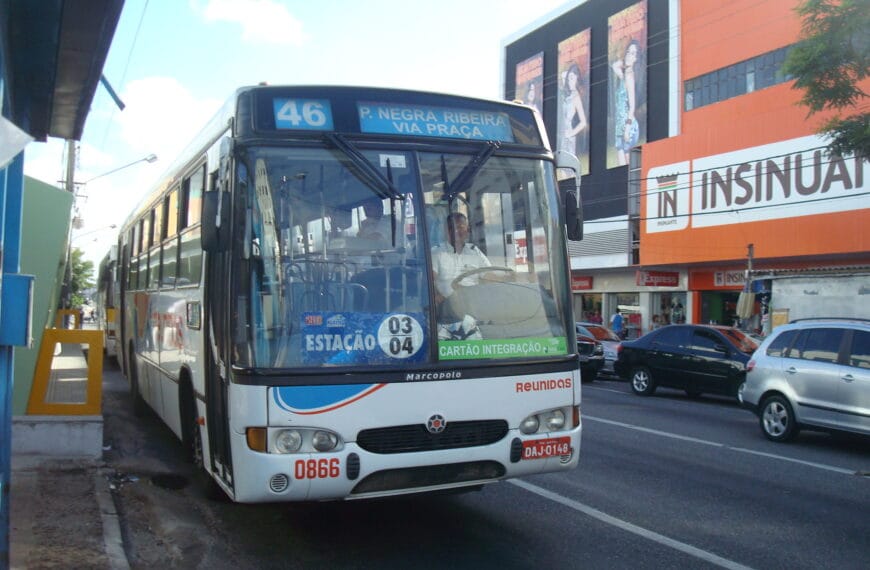 Retrô: Um lote de ônibus paulistanos circulando pela Reunidas em terras potiguares