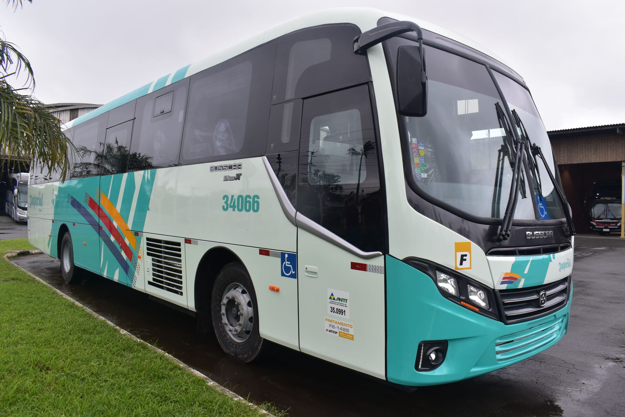 Imperial Turismo amplia frota com 10 ônibus Busscar zero quilômetro