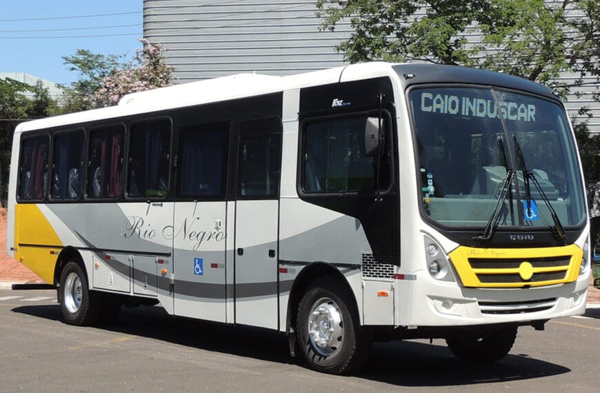 Rio Negro Turismo renova frota com 19 midiônibus Caio Induscar