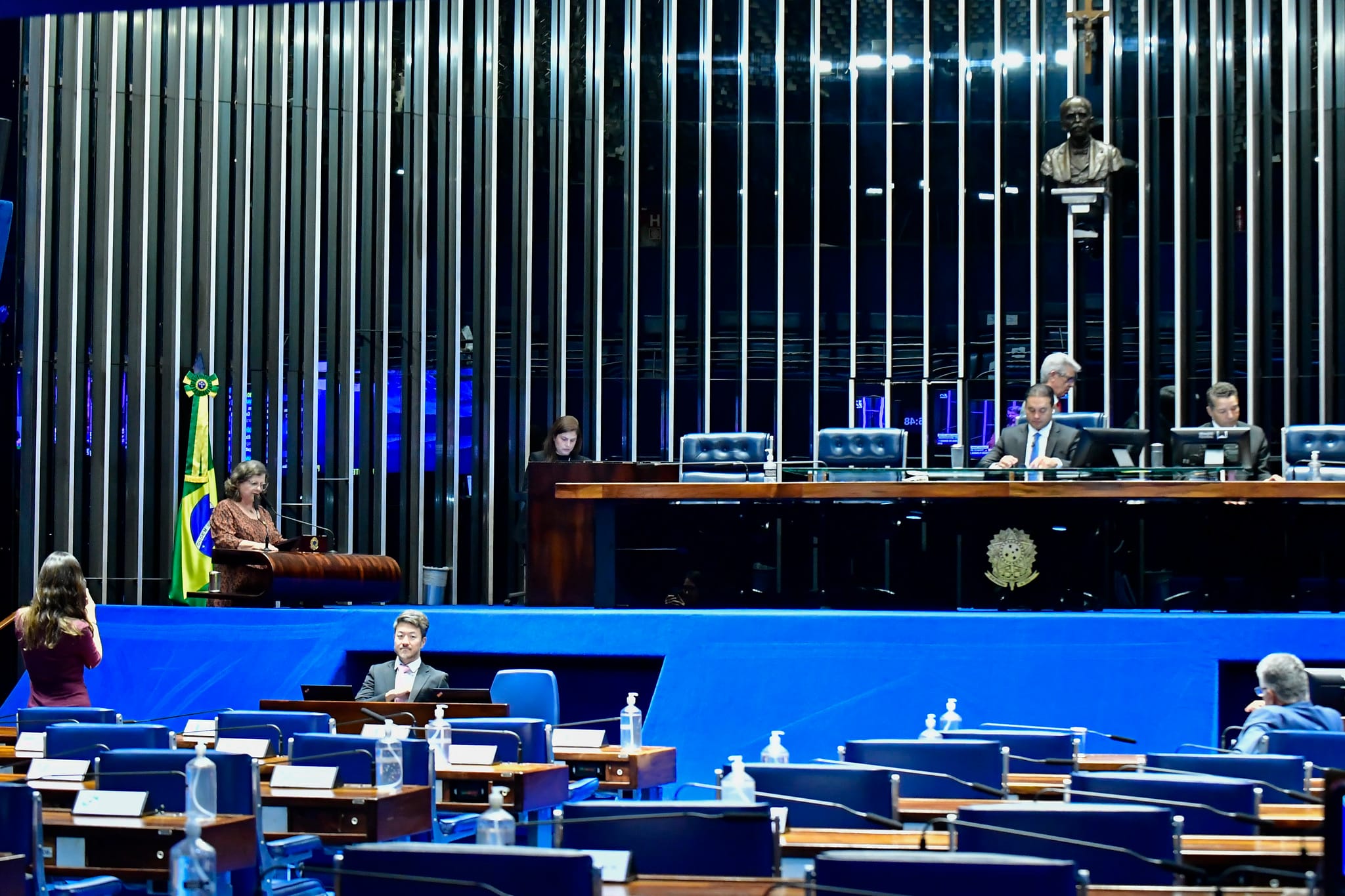 Novo marco legal para transporte público avança no Senado