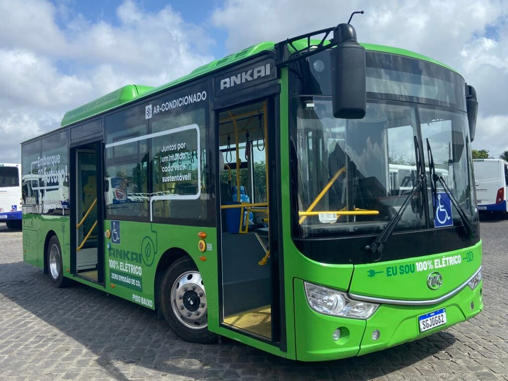 Trampolim da Vitória vai realizar testes com ônibus elétrico e com ar-condicionado na Região Metropolitana de Natal