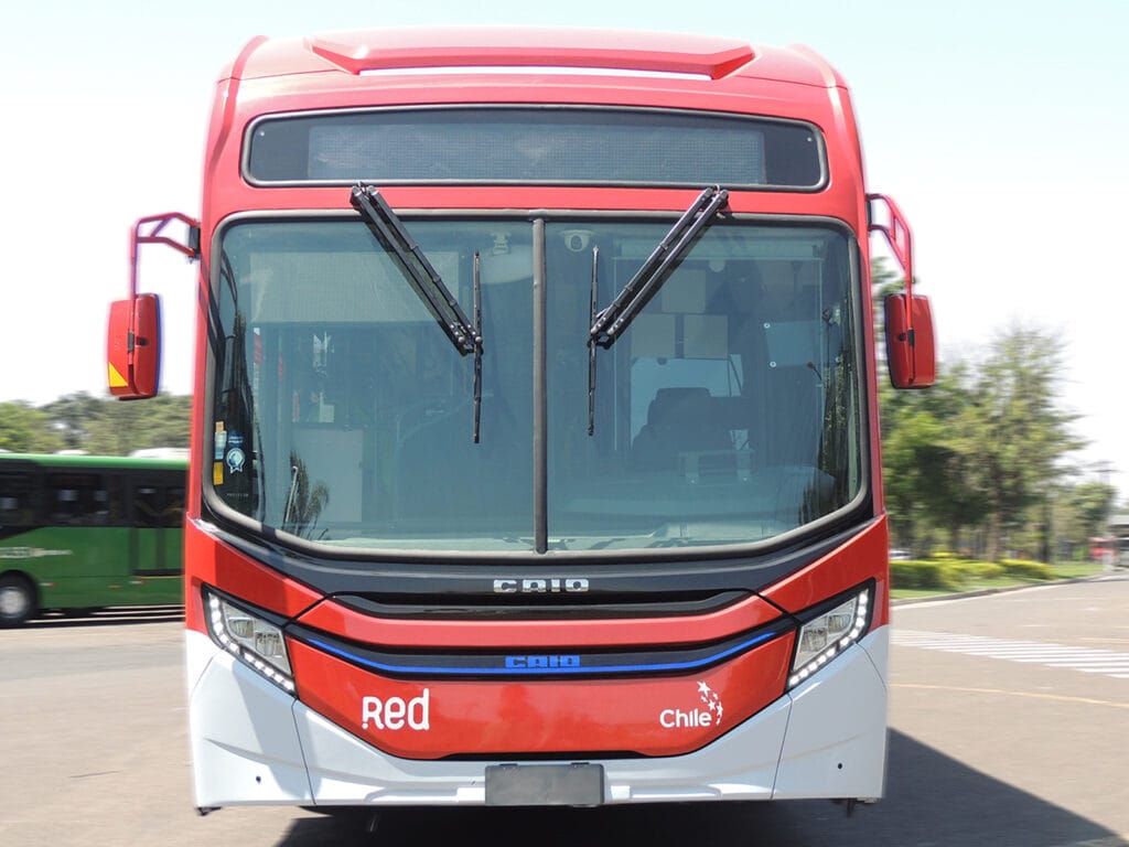 Mercedes-Benz testa ônibus elétrico com carroceria Caio no Chile 4 eMillennium Caio Chile 2