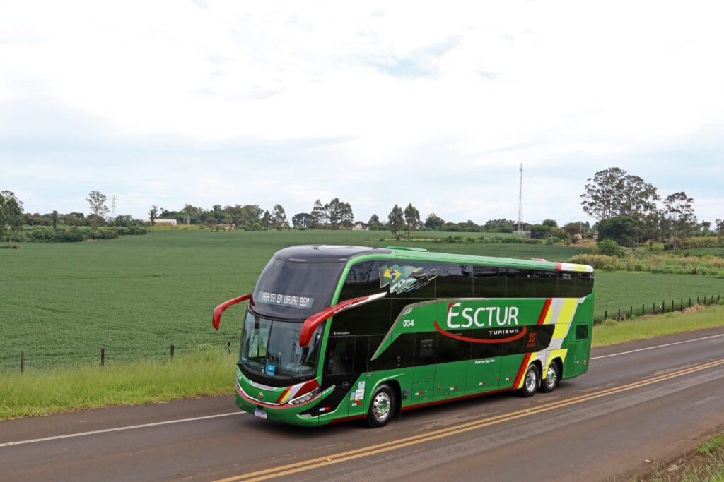 Volvo inicia entrega de ônibus com nova geração do Sistema de Segurança Ativa 6 ESCTUR 36 Volvo