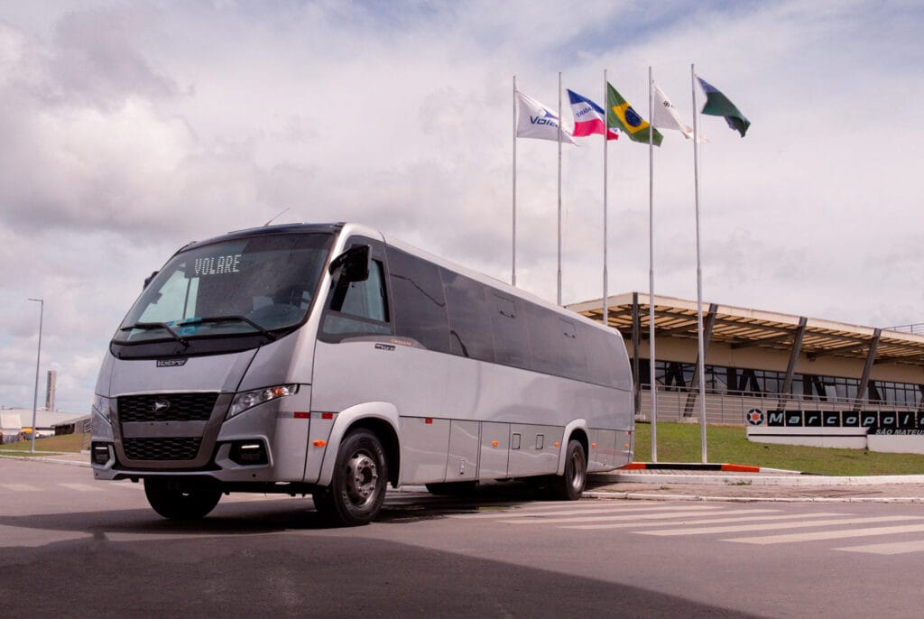 Marcopolo exporta primeiro Volare Fly 10 Limousine da unidade de São Mateus para o Paraguai 10 17032025 Volare exporta para Sao Mateus 2