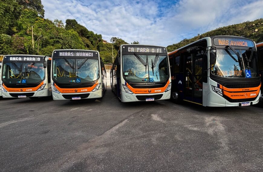 Governo de Minas entrega mais 24 ônibus para a Região Metropolitana de Belo Horizonte