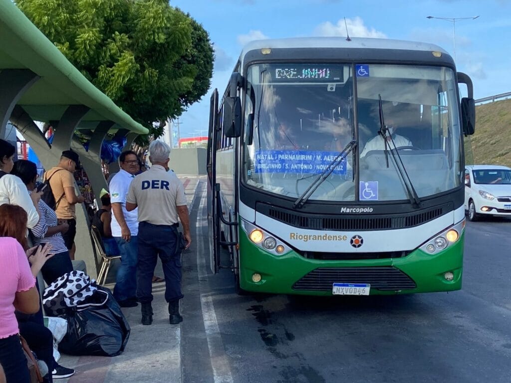 Estudantes do RN poderão utilizar carteira 2024 no transporte rodoviário intermunicipal até 30 de abril 3 Estudantes do RN poderão utilizar carteira 2024 no transporte rodoviário intermunicipal até 30 de abril