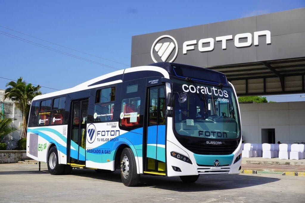 Busscar Colômbia e FOTON apresentam novo ônibus urbano a gás 4 Busscar Colômbia e FOTON apresentam novo ônibus urbano a gás