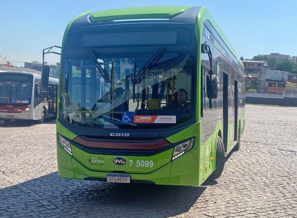 C-MOVE Sul 2025 reunirá especialistas para debater infraestrutura de recarga e avanços da mobilidade elétrica no Sul do Brasil 7 onibus BYD em SP