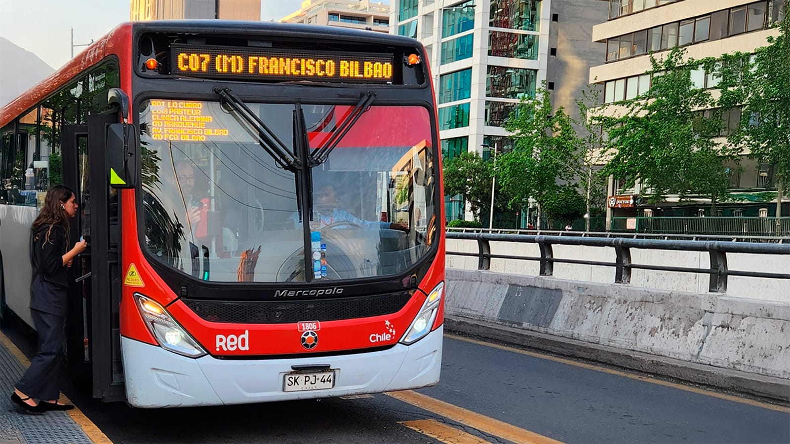 Luminator Brasil exportará mais 400 sistemas de informação para ônibus de Santiago
