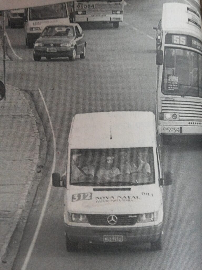 Retrô: O uso de vans no transporte alternativo de Natal (e na região metropolitana) 7 Retrô: O uso de vans no transporte alternativo de Natal (e na região metropolitana)