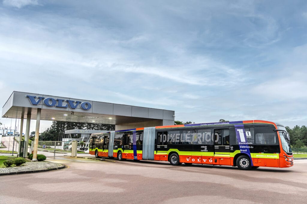 Volvo inicia a produção de ônibus biarticulados e articulados elétricos no Brasil 8 Volvo inicia a produção de ônibus biarticulados e articulados elétricos no Brasil