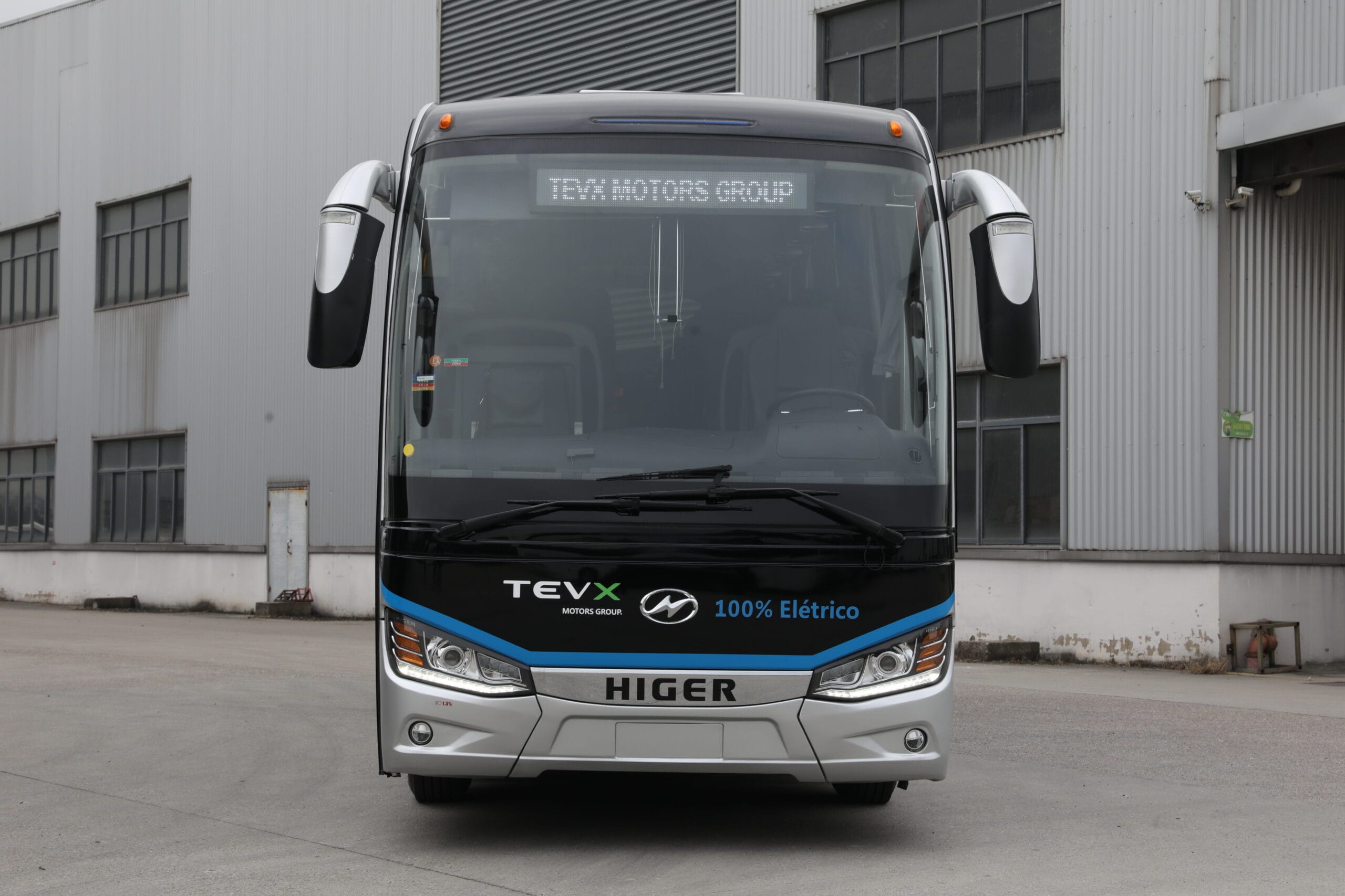 Primeiro ônibus elétrico entra em operação regular em linha de serra entre São Paulo e Santos