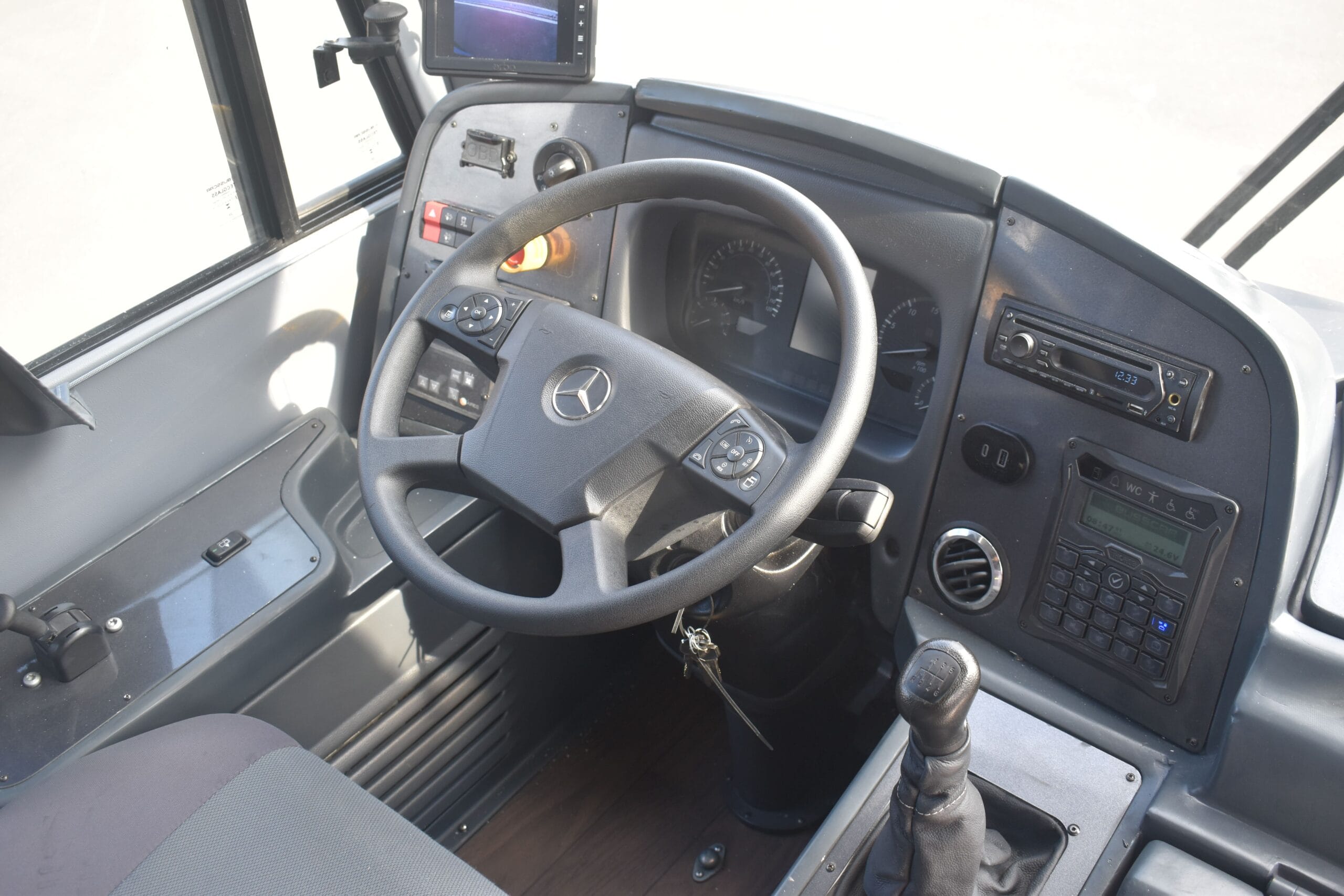 Grantour Turismo recebe seu 4º El Buss 340 na renovação de frota com a Busscar