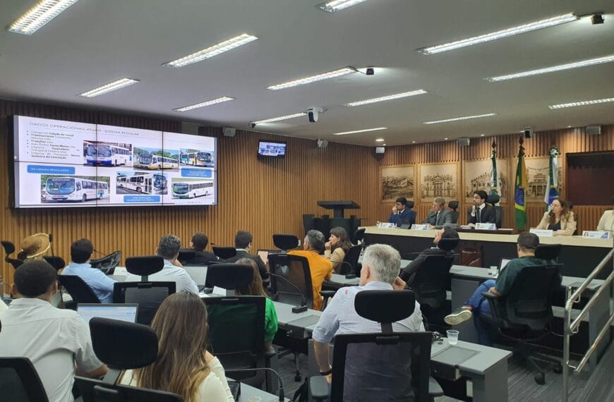 Audiência pública na Câmara de Natal reacende debate sobre licitação do transporte público
