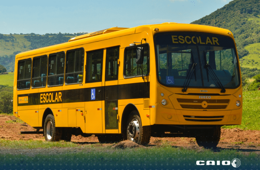 Caio e Iveco participam juntas de marcha de prefeitos em Brasília