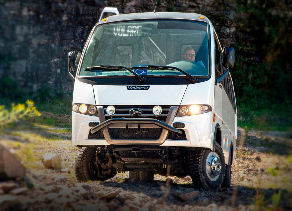 Volare anuncia venda de mais de 30 micro-ônibus durante feiras agropecuárias 6 10062025 Volare Lideranca de mercado Attack 8 4x4 1